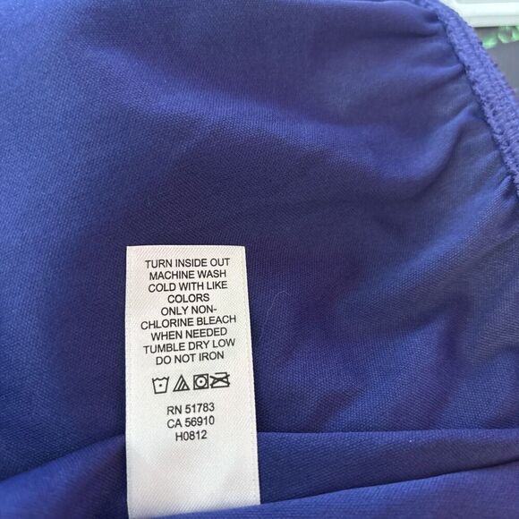 Maurices Womens Size 2 US 24/26W Tie Neck Pleated‎ Front Sleeveless Blouson Top - Picture 9 of 10